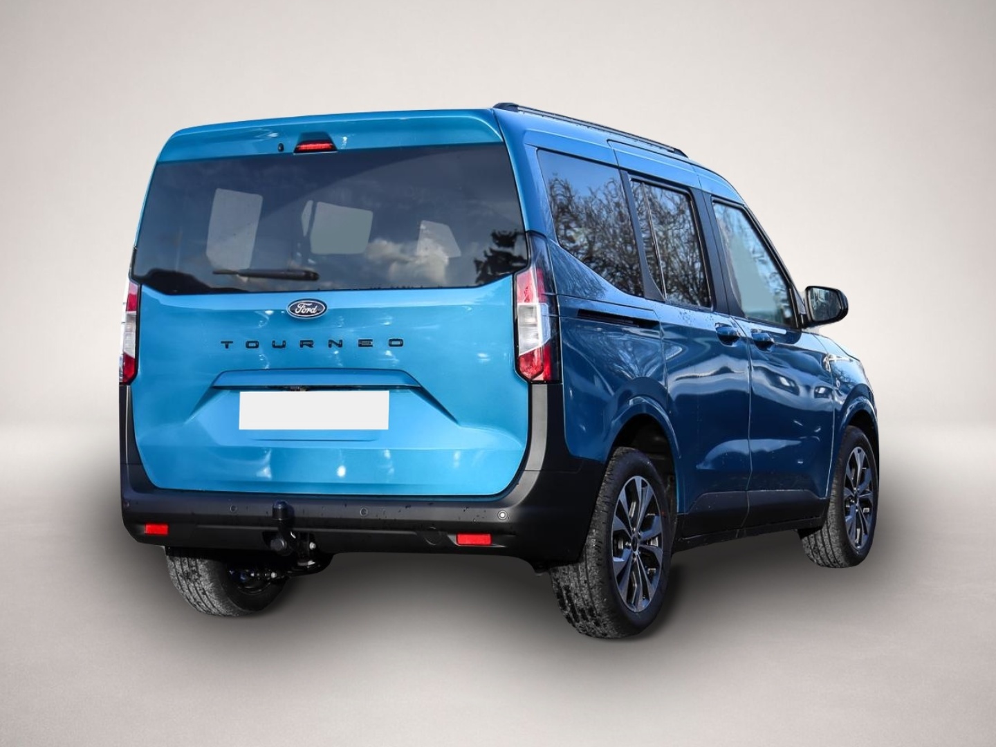 Bild 2 Ford Tourneo Courier Titanium 1.0l 125PS AHK Winter 2