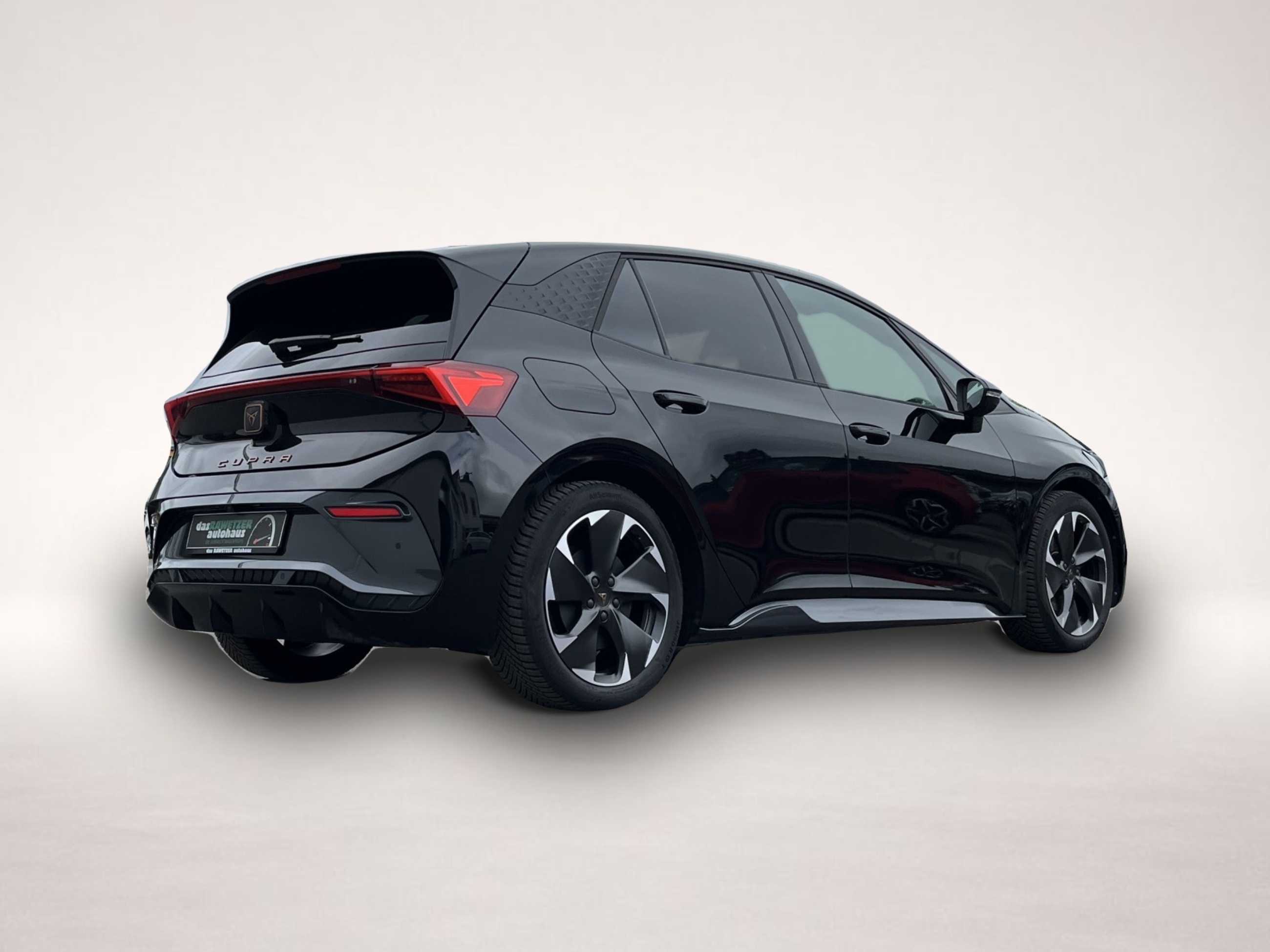 Fotografie des Cupra Born 192¤ m.20% Anz. 82kWh WäPu Headup Keyless N