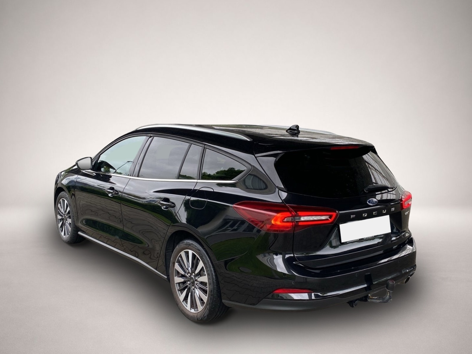 Bild 3 Ford Focus Turnier 1.0 EcoBoost Titanium ACC+LED+Navi