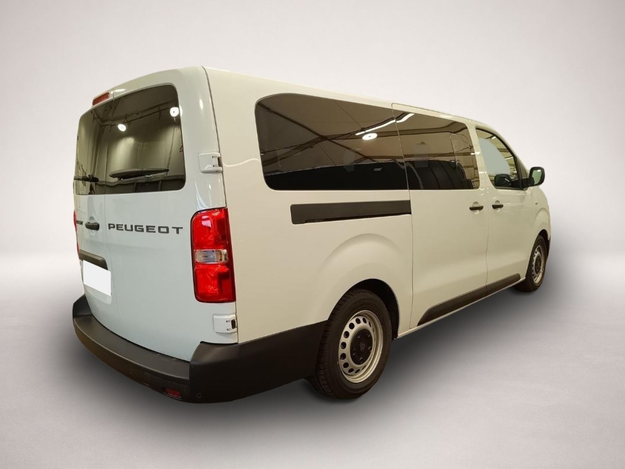Bild 3 Peugeot Expert e-Kombi 11kw 75 kwh 9 Sitze Navi Kamera
