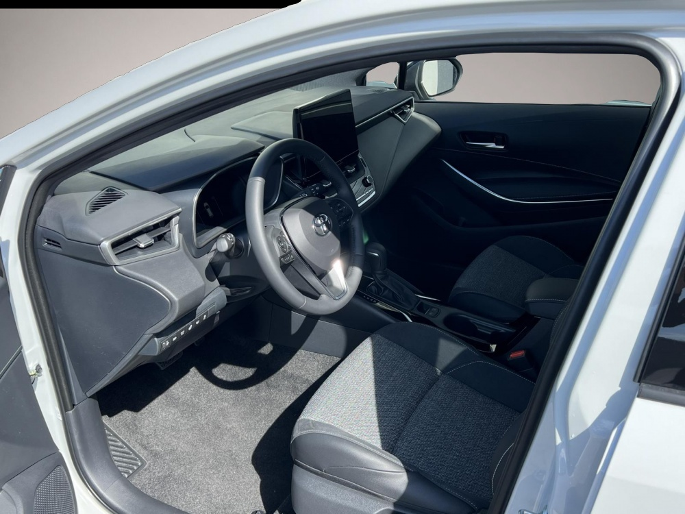 Bild 6 Toyota Corolla Elegant 2,0 Hybrid CVT 144kW Winter