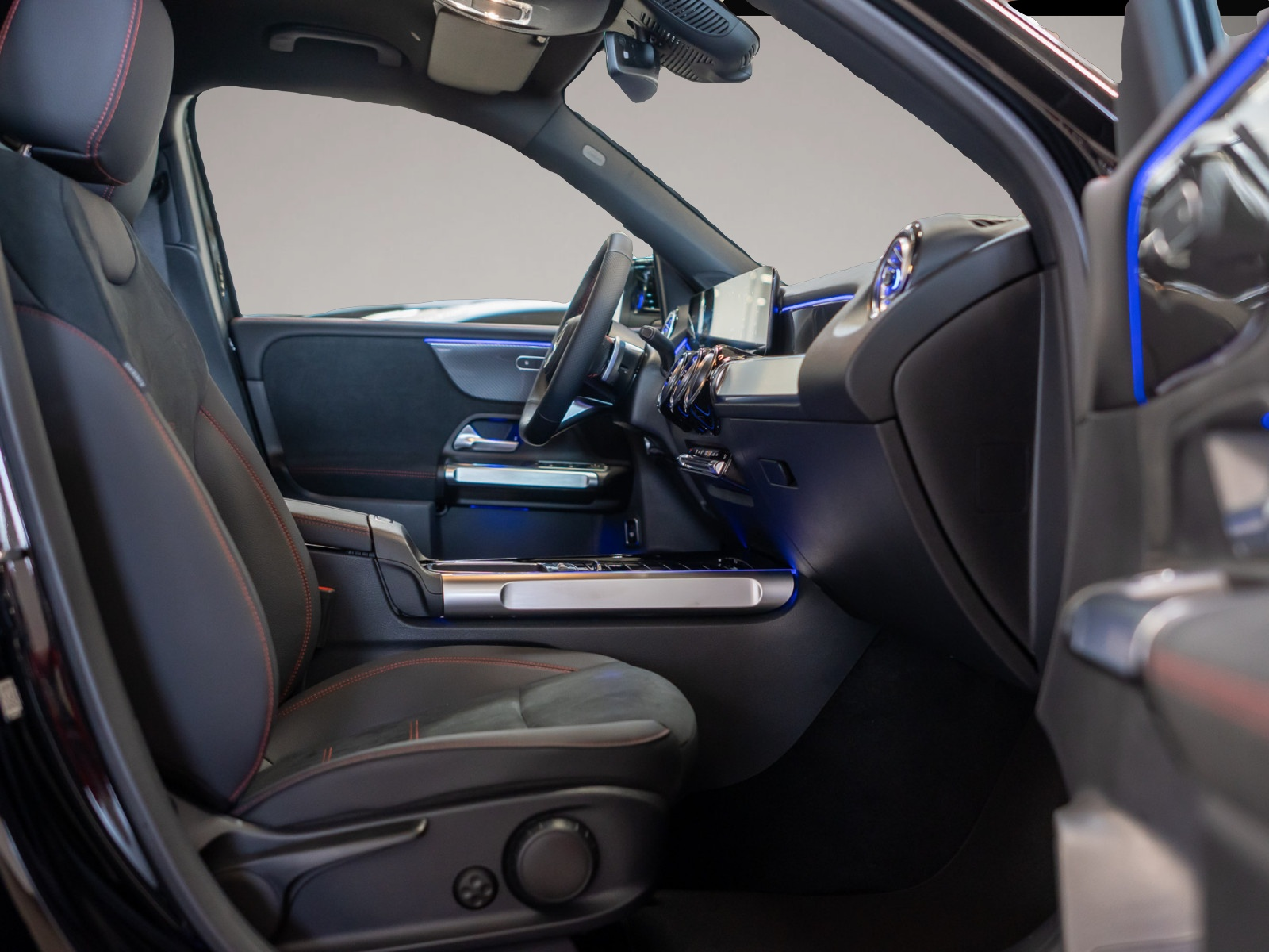 Bild 2 Mercedes-Benz GLB 220