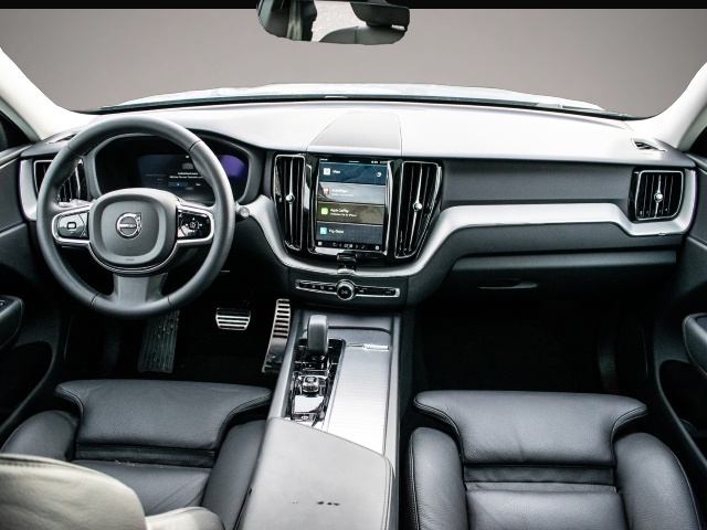Bild 6 Volvo XC60 Plus Bright Recharge Plug-In Hybrid AWD T8