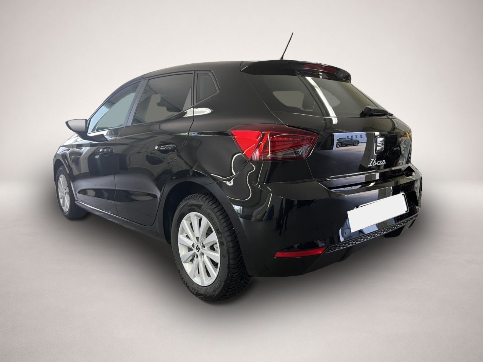 Bild 4 Seat Ibiza 1.0 TSI DSG AB167EUR Style 5-J-GAR NAVI DA