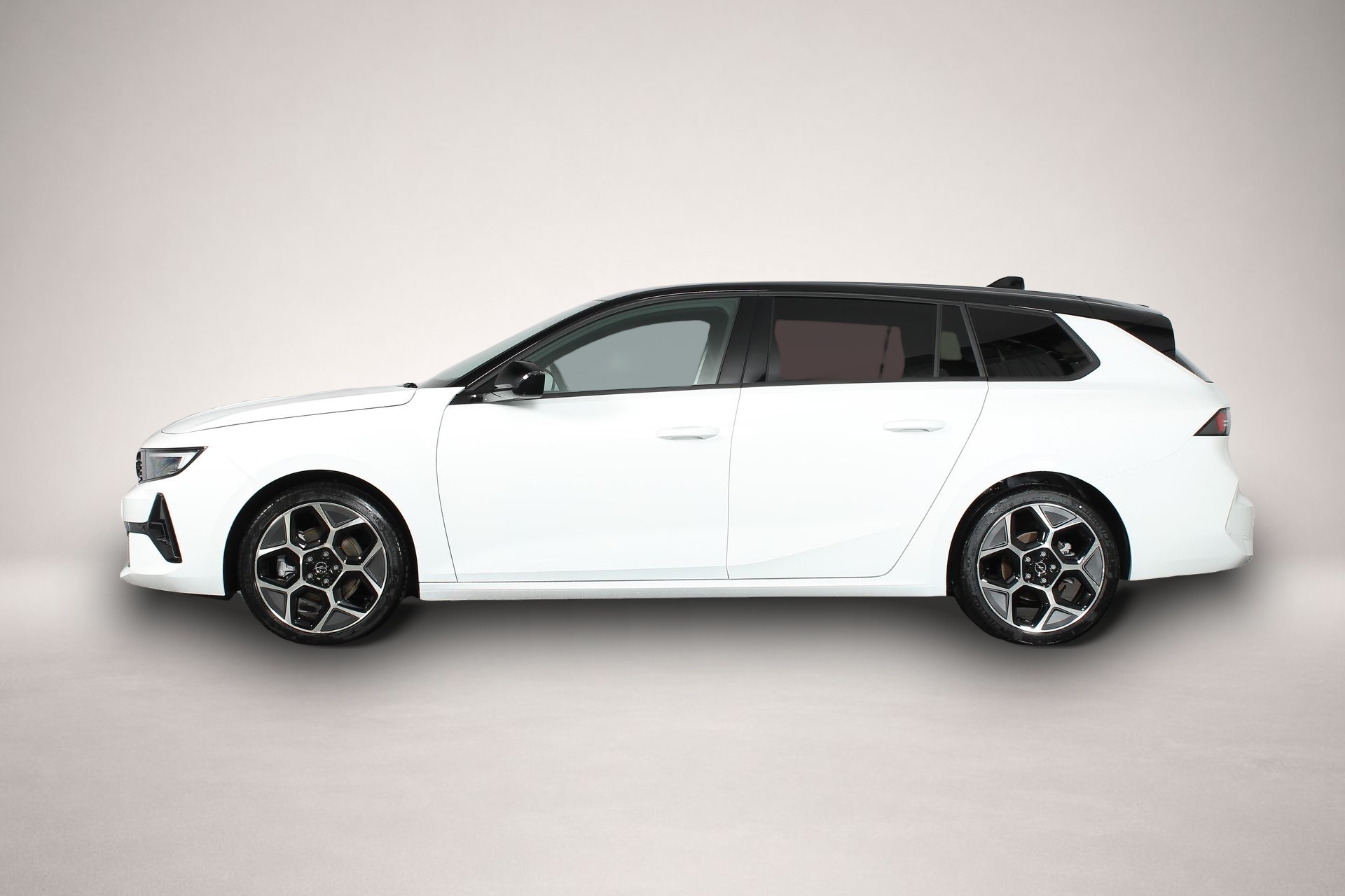 Bild 2 Opel Astra Sports Tourer 1.2 Turbo 8-Gang-Automatik