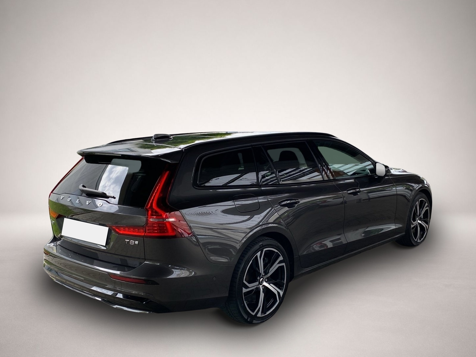 Bild 5 Volvo V60 Kombi T8 Ultra Dark Recharge WiPa*LED*Navi*