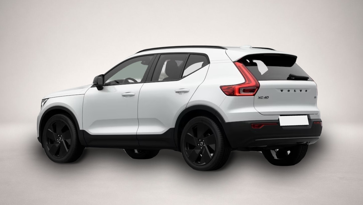 Bild 3 Volvo XC40 B3 Plus Black Edition Frontscheibenheizung
