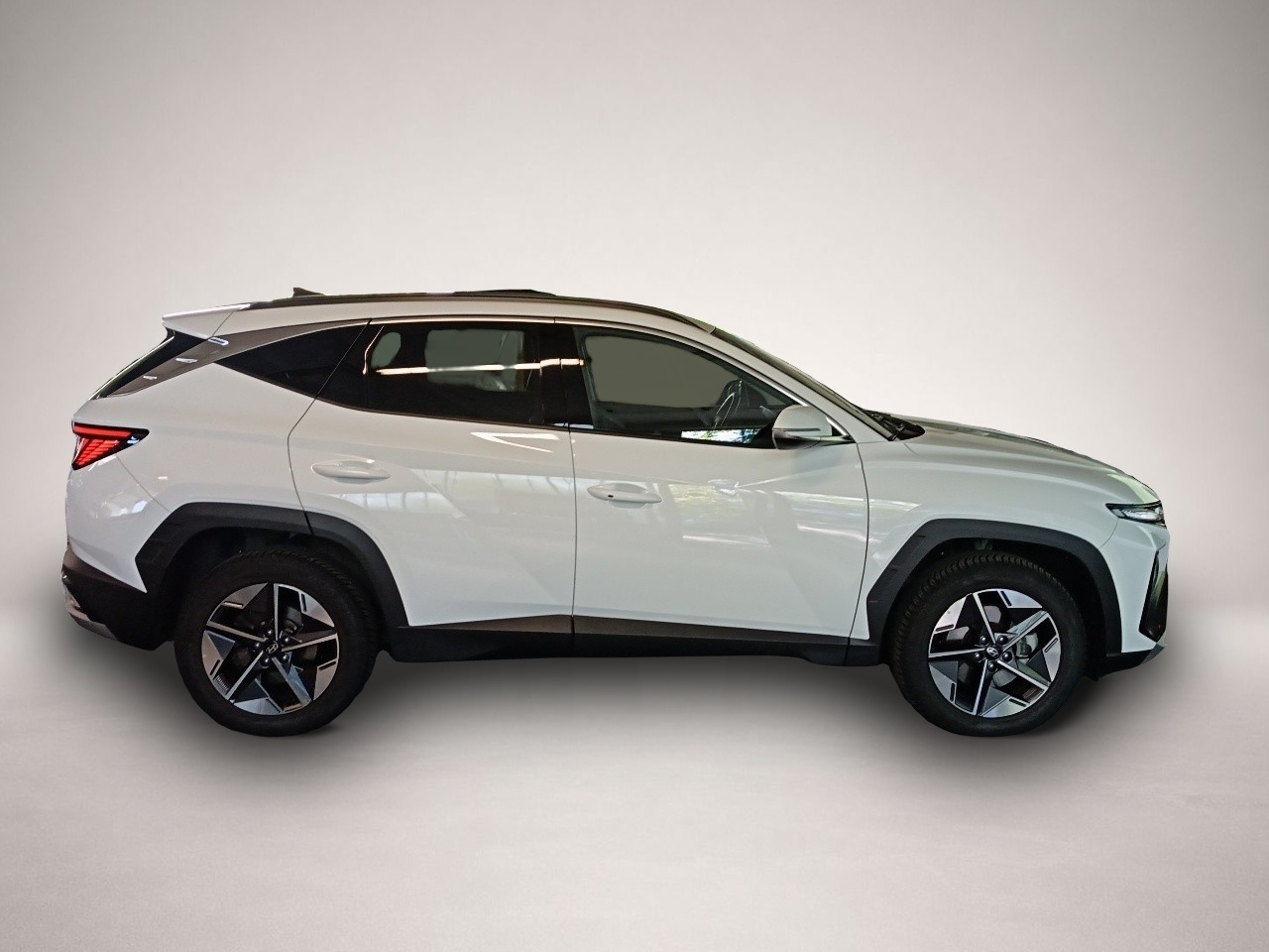 Bild 7 Hyundai TUCSON Trend Hybrid SHZ LenkradHZG Keyless Navi