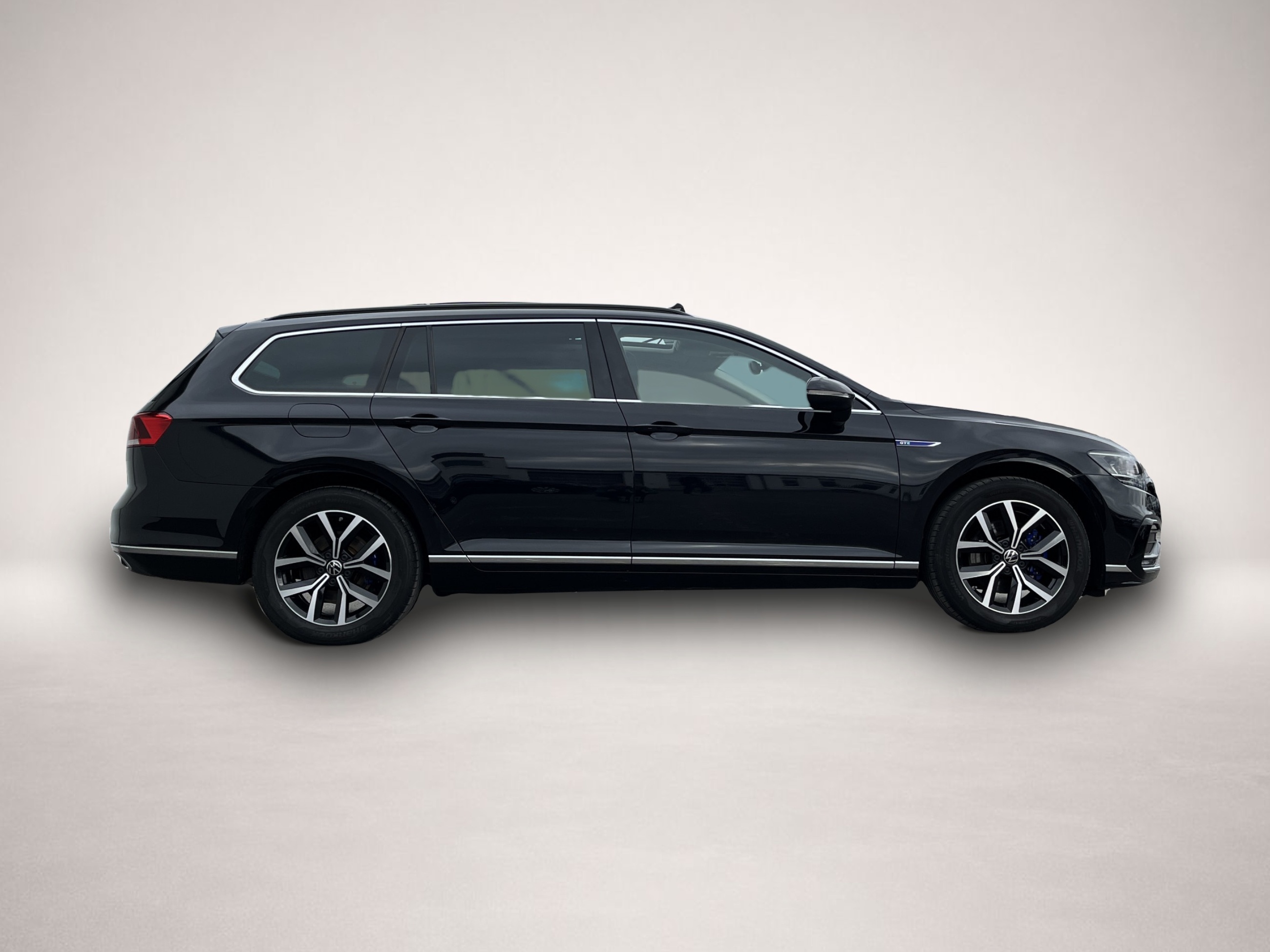 Fotografie 3 des Volkswagen Passat Variant GTE 1.4 TSI 144¤ m.20% Anz. AHK P