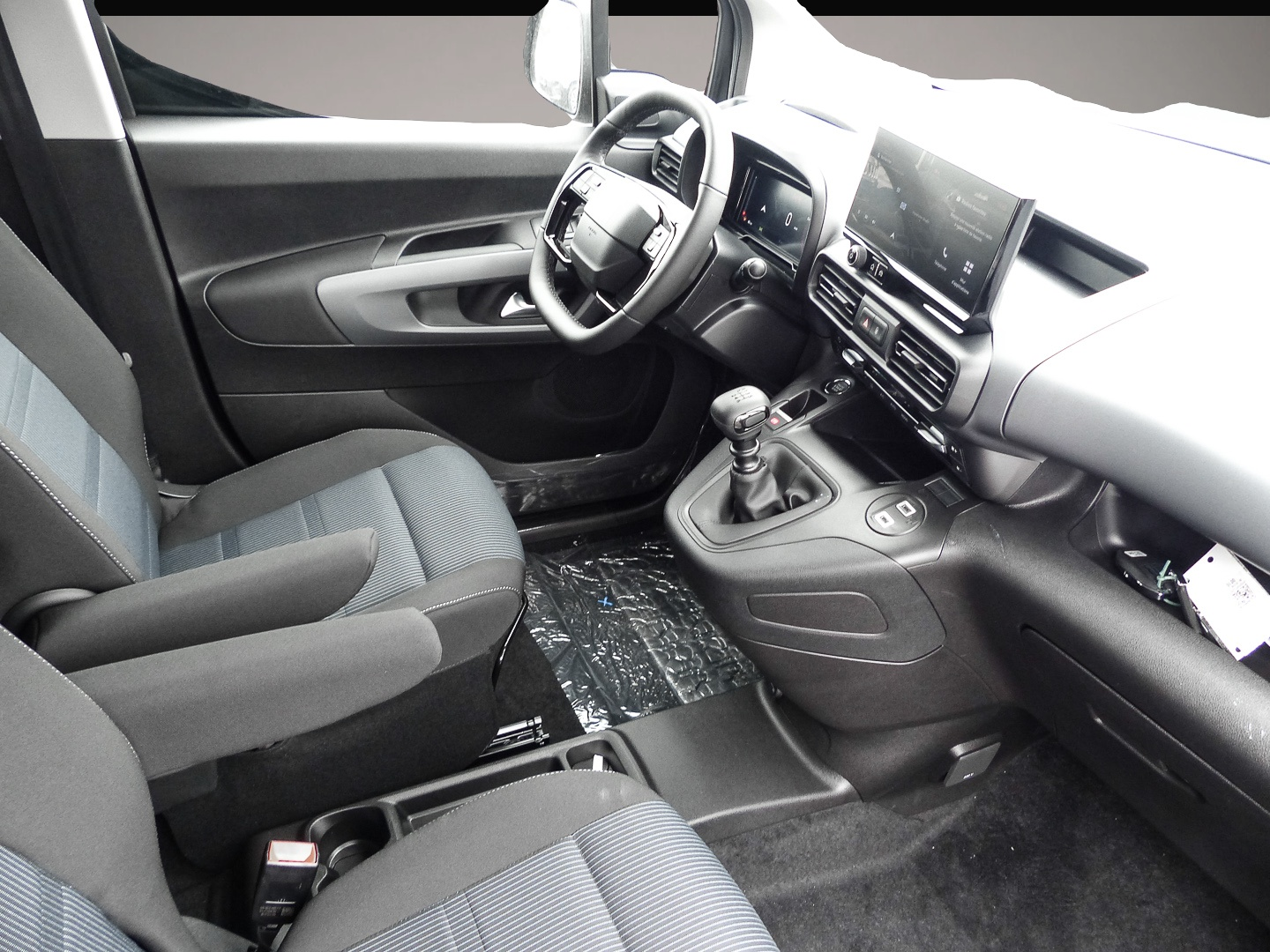Bild 3 Fiat Doblo Kombi 1.5 Diesel 96 kW Komfort & Technik P