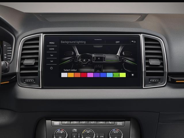 Fotografie 2 des Skoda Karoq Selection 1,5 TSI DSG Selction 2ZoKlima Alu Fel.