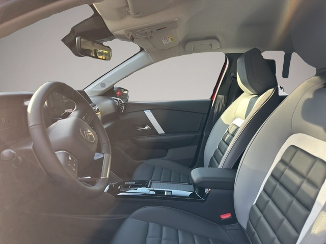 Bild 7 Citroën C4 Max Navi Digitales Cockpit LED ACC Apple CarP