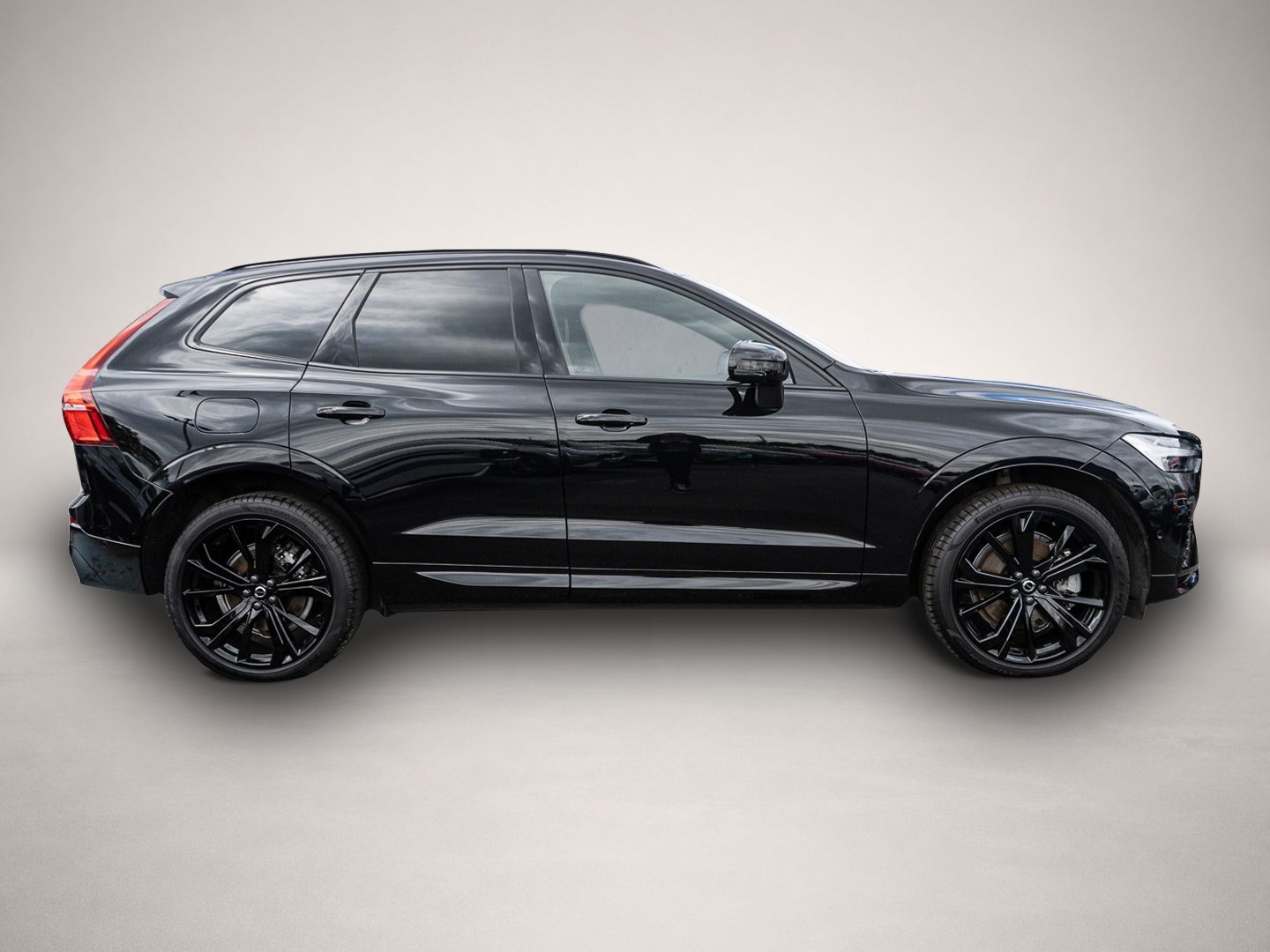 Bild 4 Volvo XC60 T8 AWD Ultra Black Ed. Plug-In AHK Pano 360