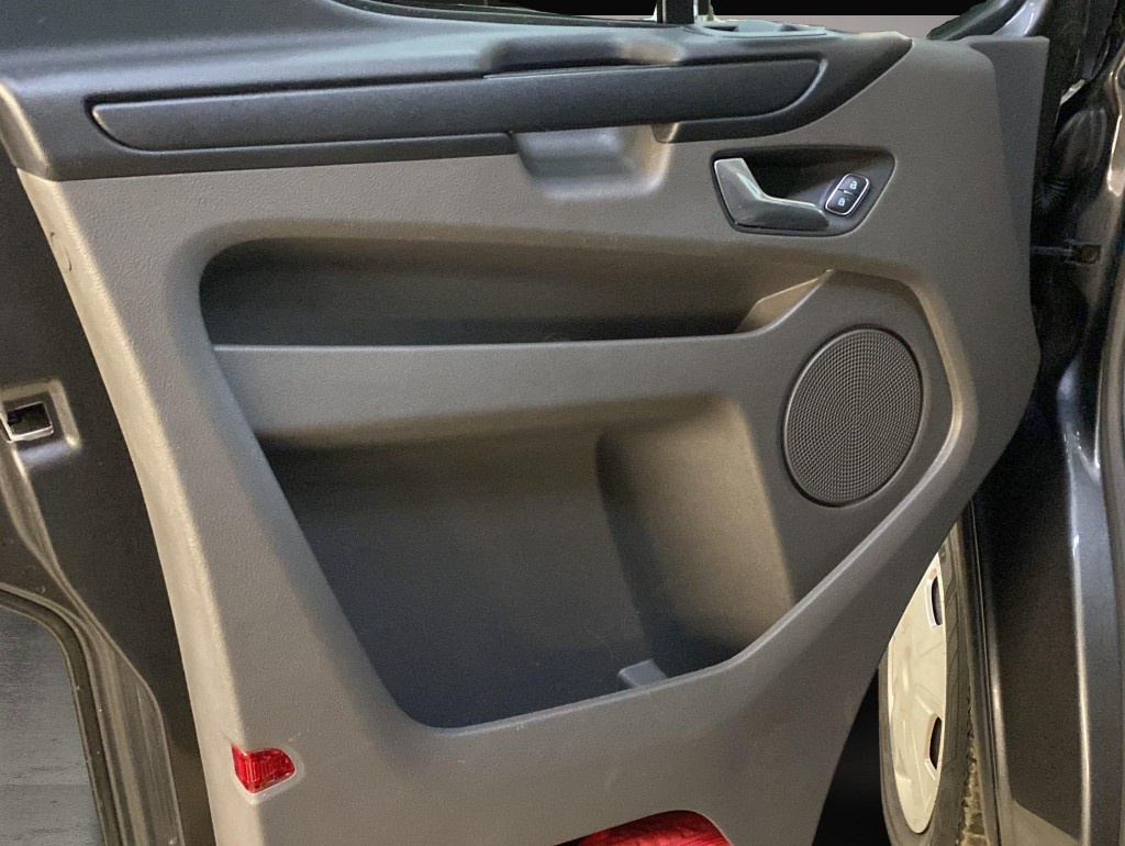Bild 3 Ford Transit Custom Kombi 320 L1 Trend*Kamera*DAB+