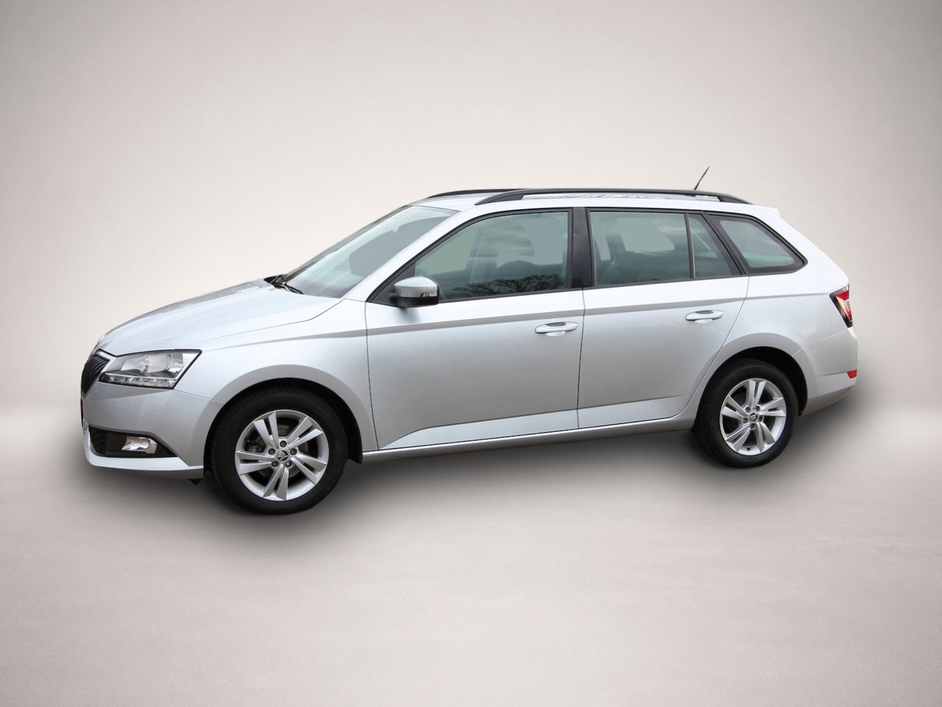 Bild 3 Skoda Fabia Combi 1.0 MPI Ambition KAMERA+SITZHEIZUNG.