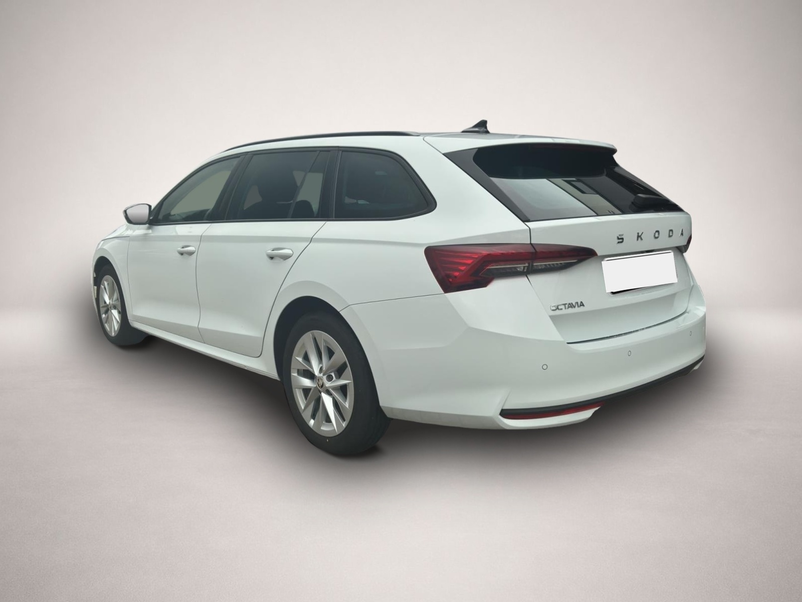 Bild 4 Skoda Octavia Combi 1.5 TSI Selection AHK NAVI REAR S