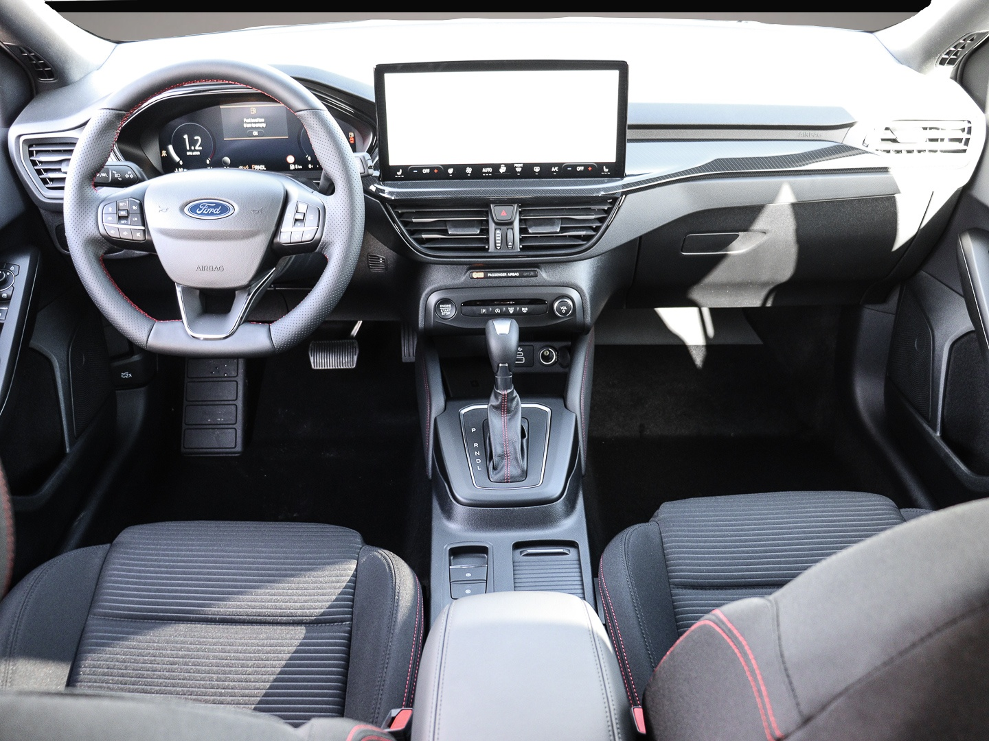 Bild 4 Ford Focus Turnier ST-Line X 155PS Aut. FAP Winter Pa