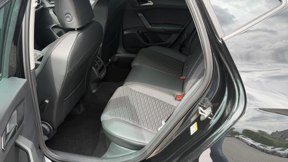 Fotografie 6 des Seat Leon FR 1,5 eTSI DSG 110kW ACT 10 Jahre Garantie