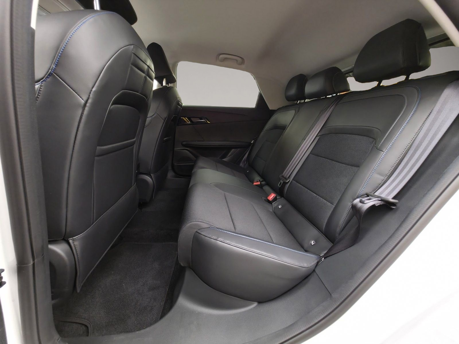 Bild 4 MG MG4 Luxury 64kWh el.Sitz 360°Kamera Navi SHZ+LHZ