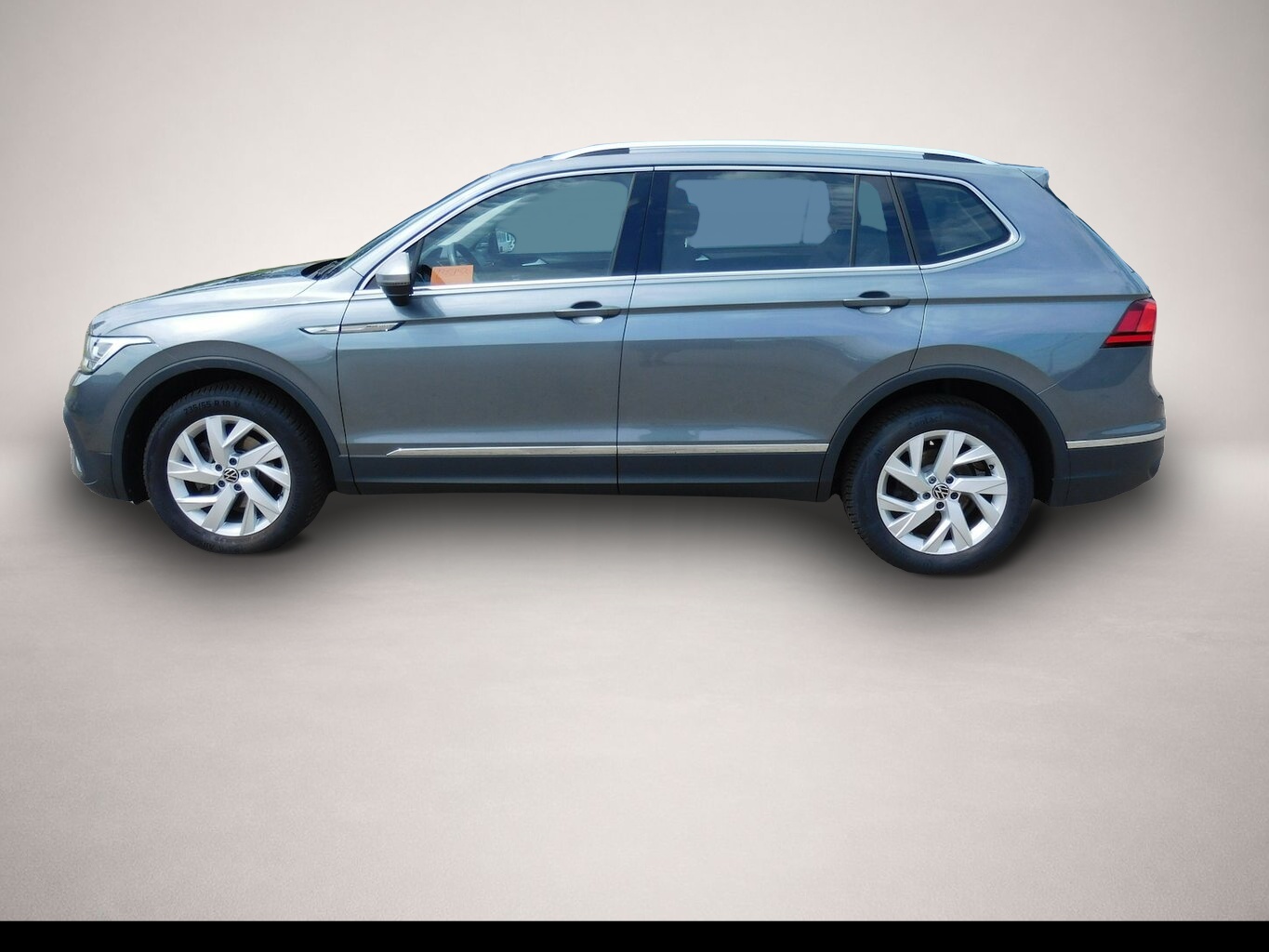 Fotografie Volkswagen Tiguan Allspace 1.5 TSI Life 7 Sitze Navi DSG...