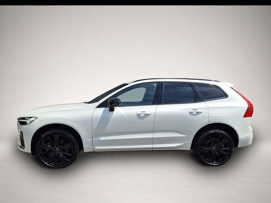 Volvo XC60 XC60 B5 B AWD Plus Black Edition AHK*PANO - Thumbnail 4
