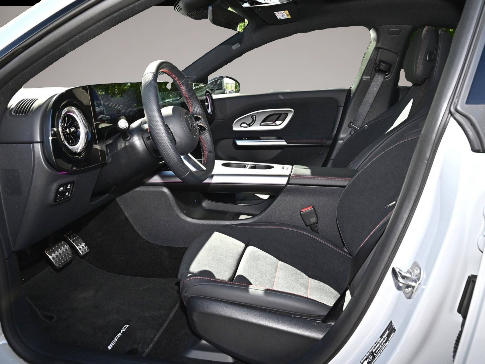 Bild 6 Mercedes-Benz CLA 200