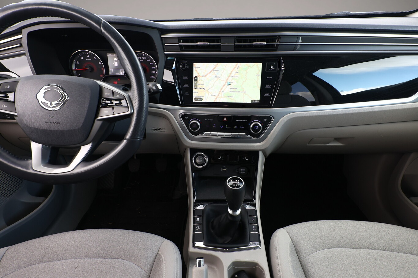 Bild 8 Ssangyong Korando 1.5 T-GDI 163 Quarz Nav PDC SHZ KeyL 18Z