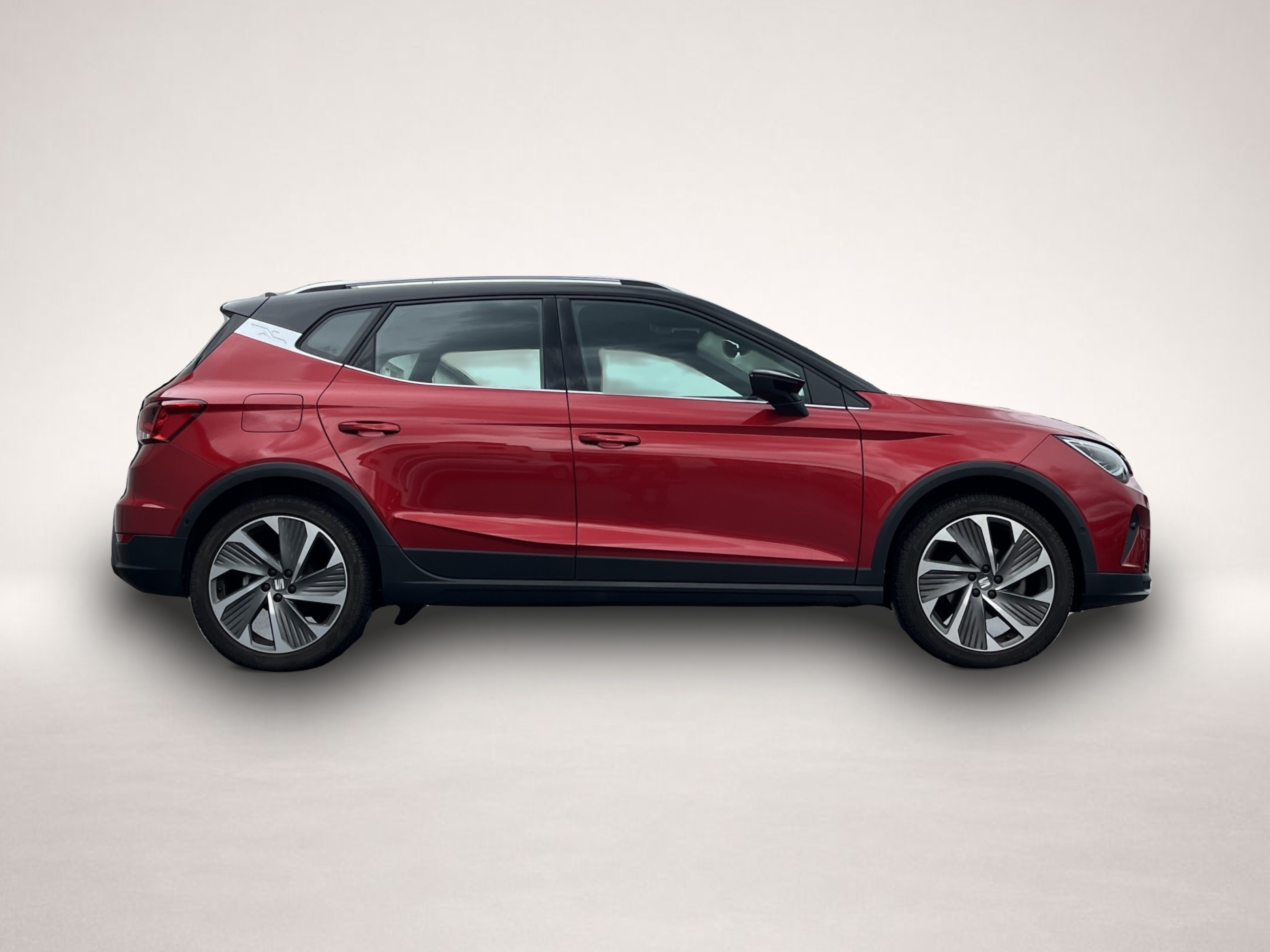 Bild 3 Seat Arona 1.0 TSI FR 18Zoll NaviPlus RFK Act.Info Pa