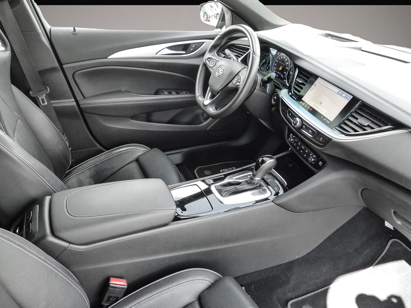 Fotografie 3 des Opel Insignia B Grand Sport GSi 4x4 El. Fondsitzverst