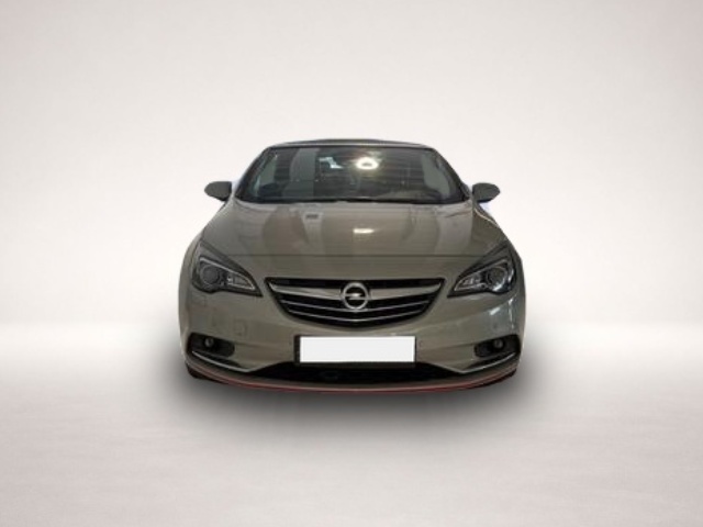 Fotografie 3 des Opel Cascada 1.6 SIDI Turbo Innovation ecoFlex 2-Zo.