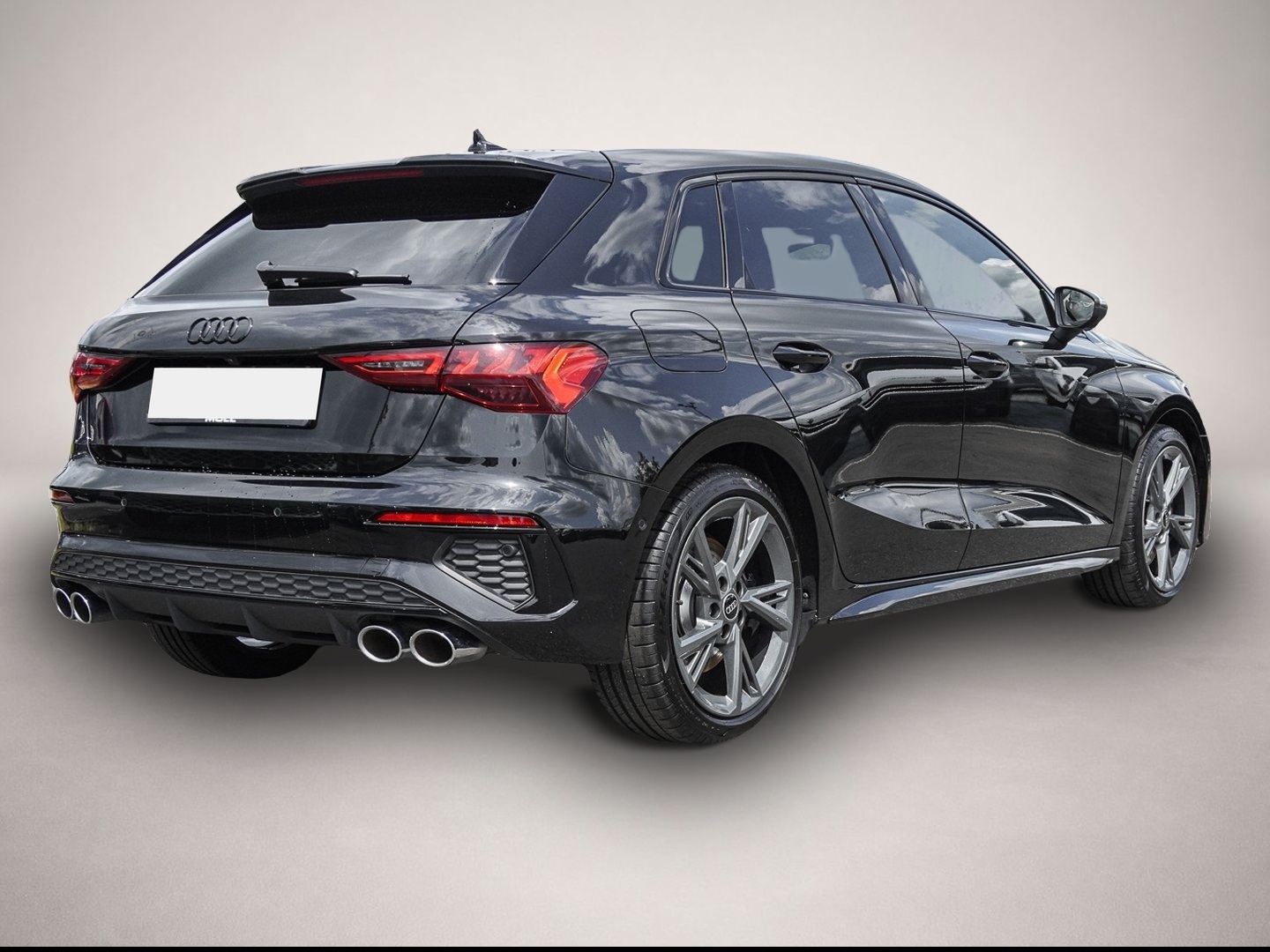 Bild 3 Audi S3 Sportback 2.0 TFSI S tronic Virtuell LED