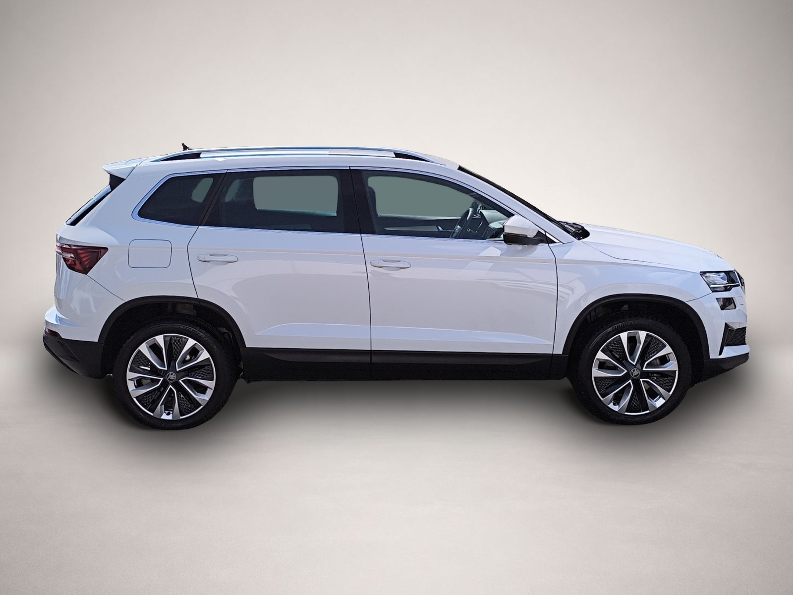 Bild 8 Skoda Karoq 1.5 TSI DSG Selection ACC LED PDC