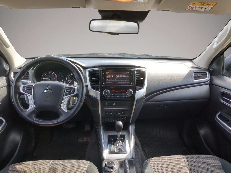 Bild 5 Mitsubishi L200 4x4 2,2 DI-D AT Spirit DoKa AHK
