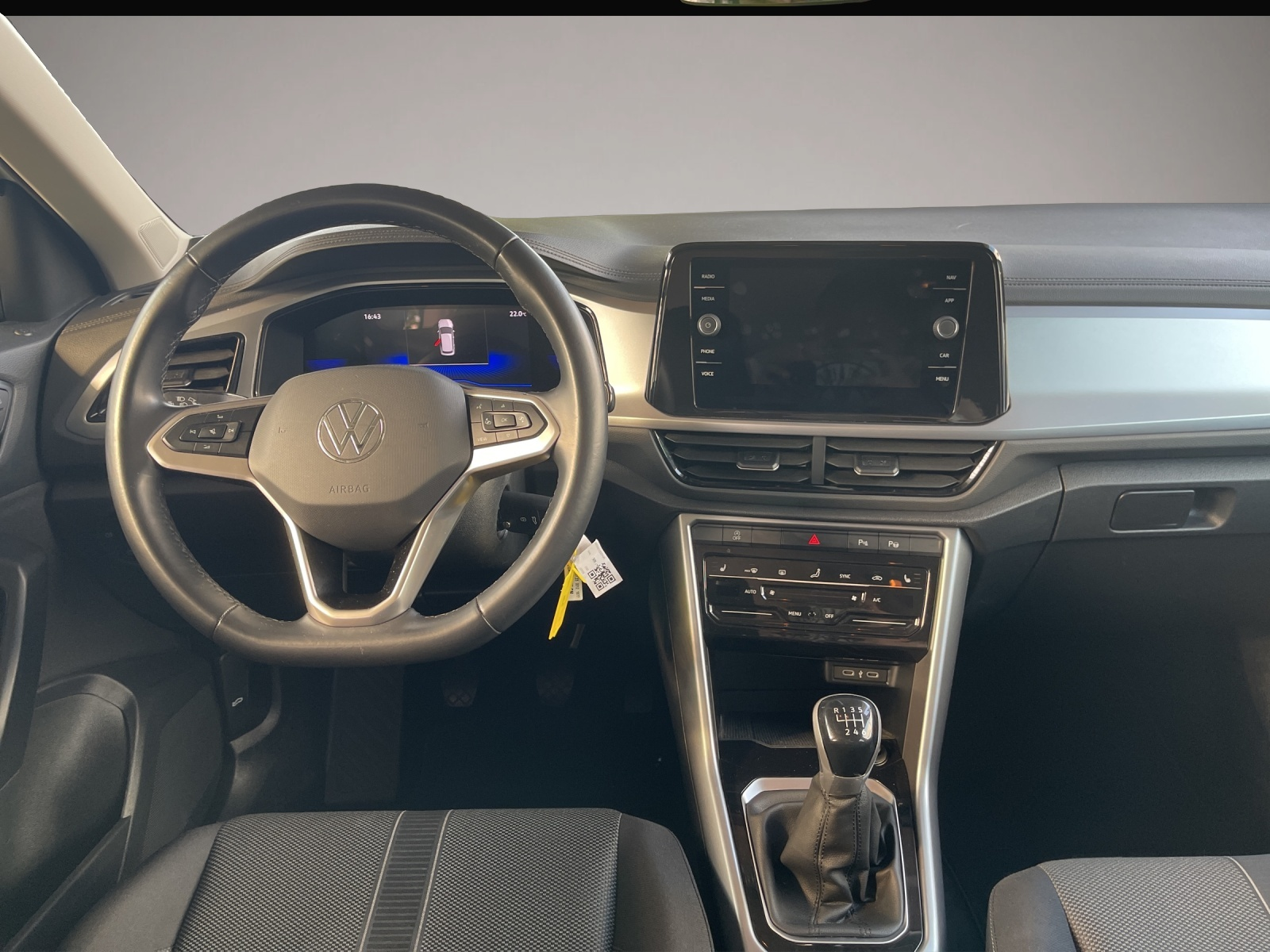 Bild 8 Volkswagen T-Roc 1.0 TSI Life LED+Navi+SHZ+Winterp.+2xKlima