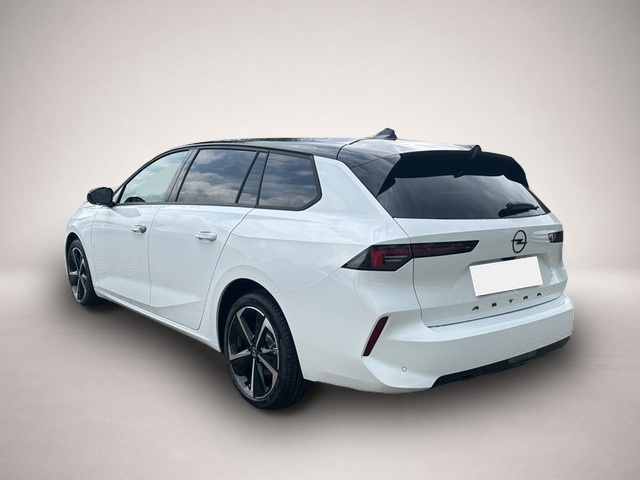 Fotografie 3 des Opel Astra Sportstourer 1.5 Turbo Diesel (96kW/130PS)
