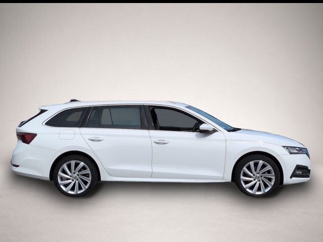 Bild 4 Skoda Octavia Combi Style TDI*DSG AHK ACC Head-Up Navi