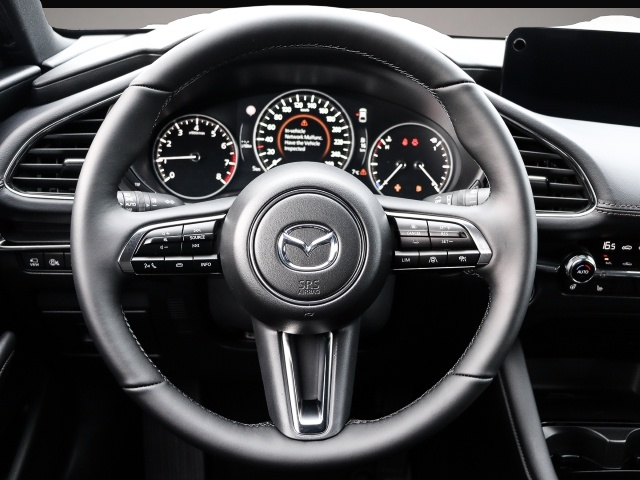 Bild 5 Mazda 3 Exclusive-line 2.5L e-SKYACTIV-G 140PS 6AT FWD