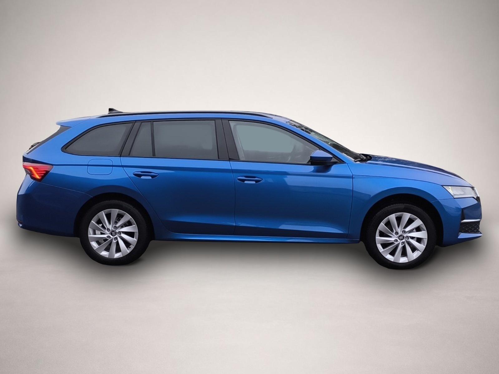 Fotografie 8 des Skoda Octavia Combi 1.5 TSI mHEV DSG Selection AHK NAV
