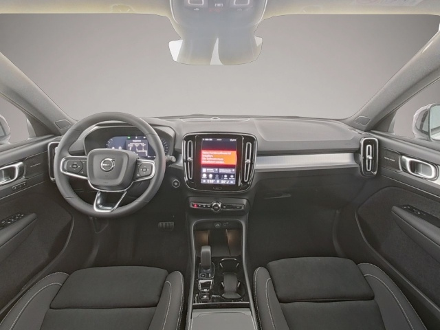 Fotografie 5 des Volvo XC40 Ultra Black Edition 2WD StandHZG AHK Digita