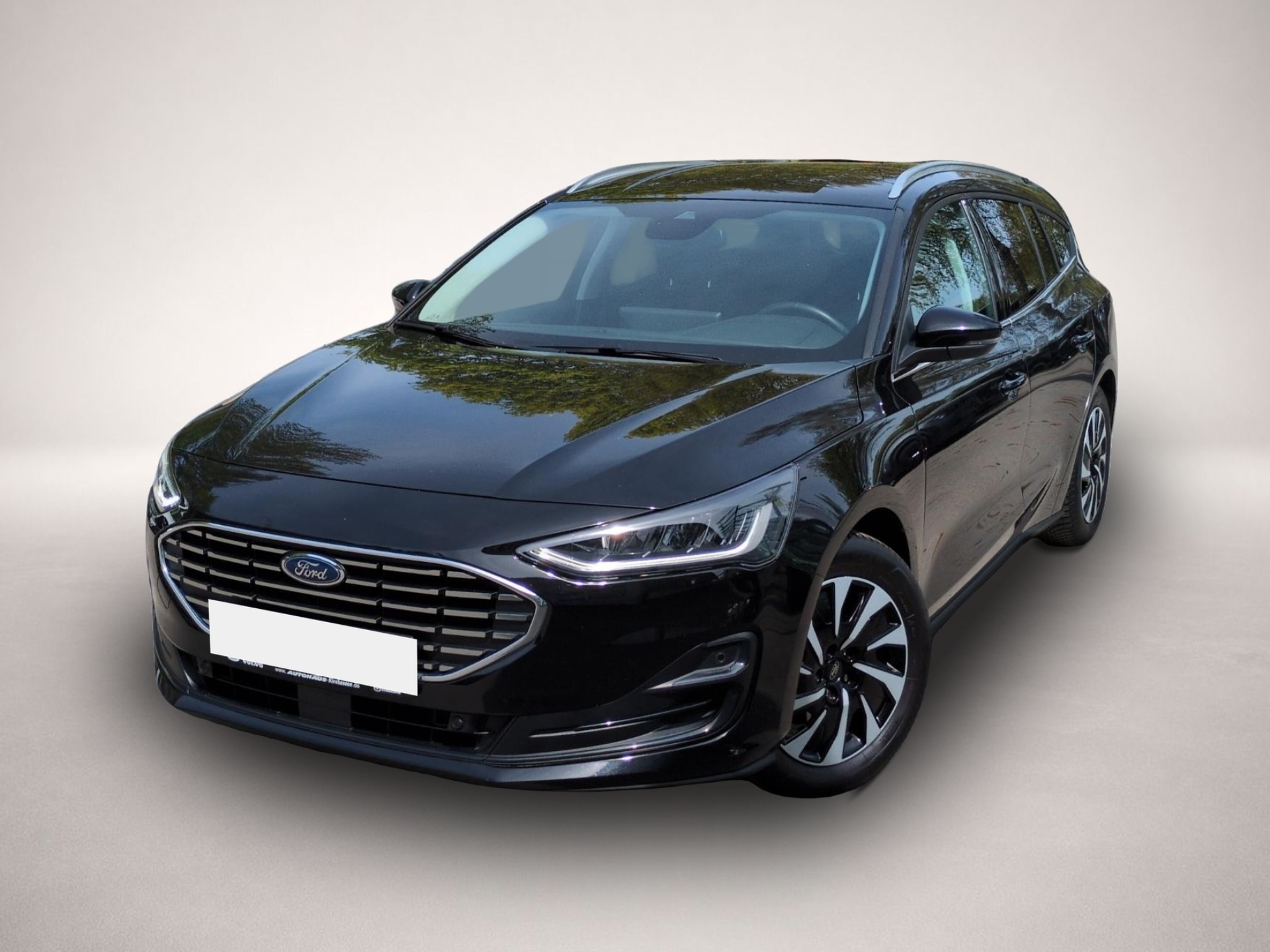 Fotografie Ford Focus Turnier 1.0 EcoBoost Titanium Bluetooth Na