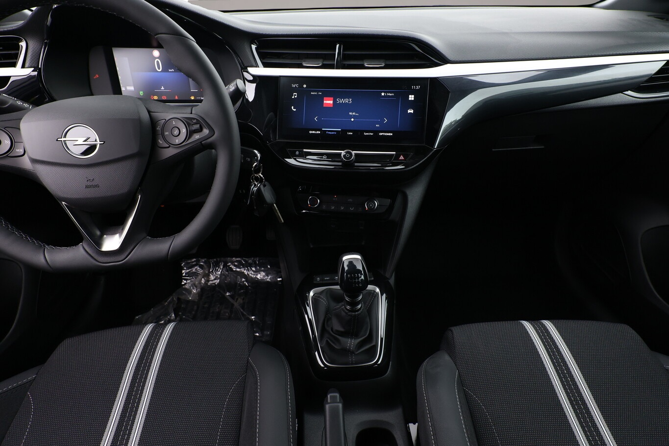 Bild 7 Opel Corsa GS Kam PDC vo/hi AppC Totw LM16Z 10