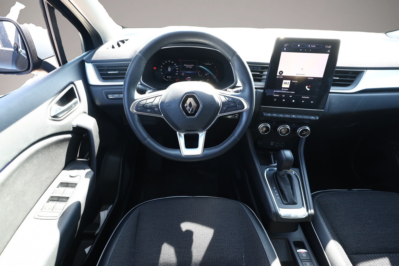 Fotografie 6 des Renault Captur II 1.3 TCe 140 EDC Mild-Hybrid Techno Nav