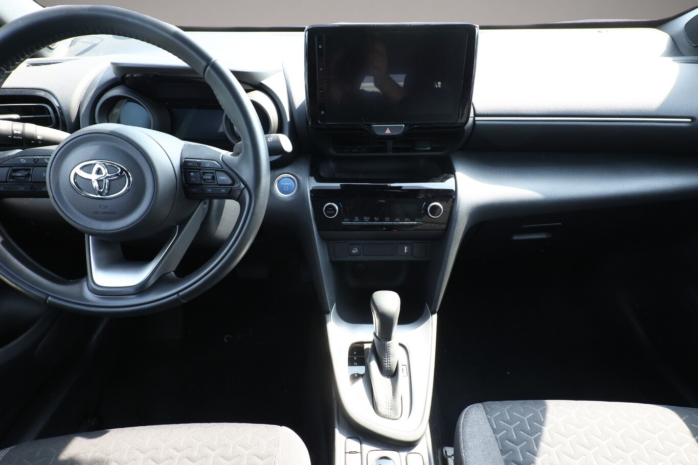 Bild 6 Toyota Yaris Cross 1.5 Hybrid 116 Comfort AWD-i LED AHK