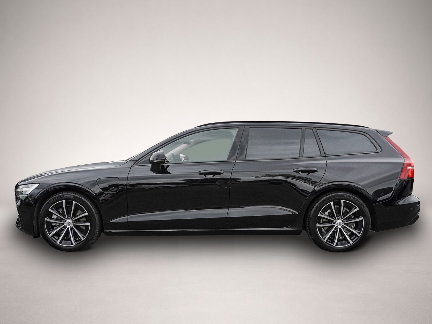 Bild 4 Volvo V60 T8 Twin Engine AWD Plus Dark Plug-In Harman/