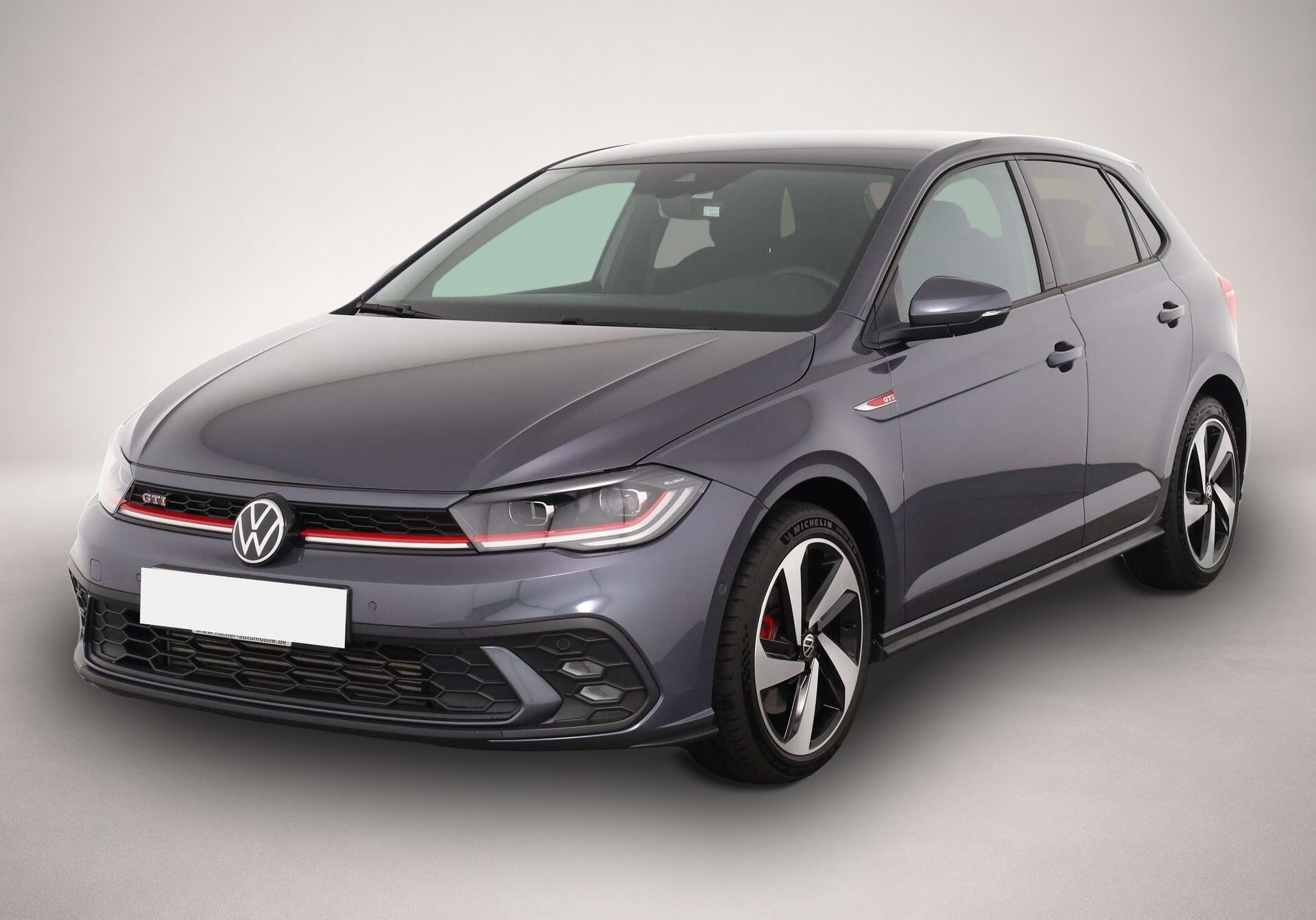 Vehicle image 0