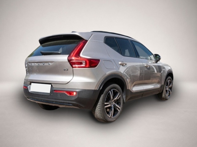 Bild 2 Volvo XC40 Plus Dark 2WD El. Panodach Digitales Cockpi