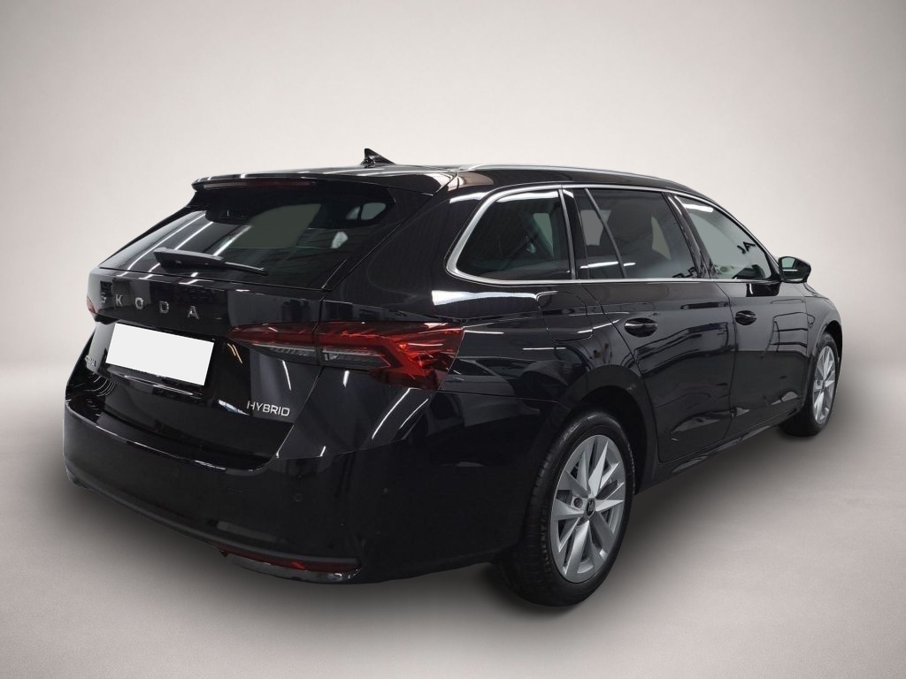 Bild 3 Skoda Octavia Combi 1.5 TSI mHEV DSG Selection LED RFK