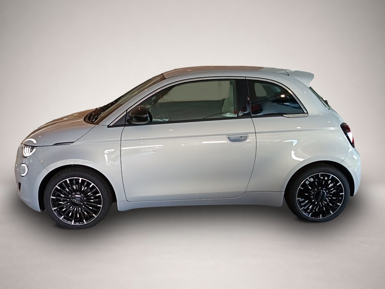 Fotografie des Fiat 500 MHEV ICON LED SHZ PDC DAB Keyless Apple CarP