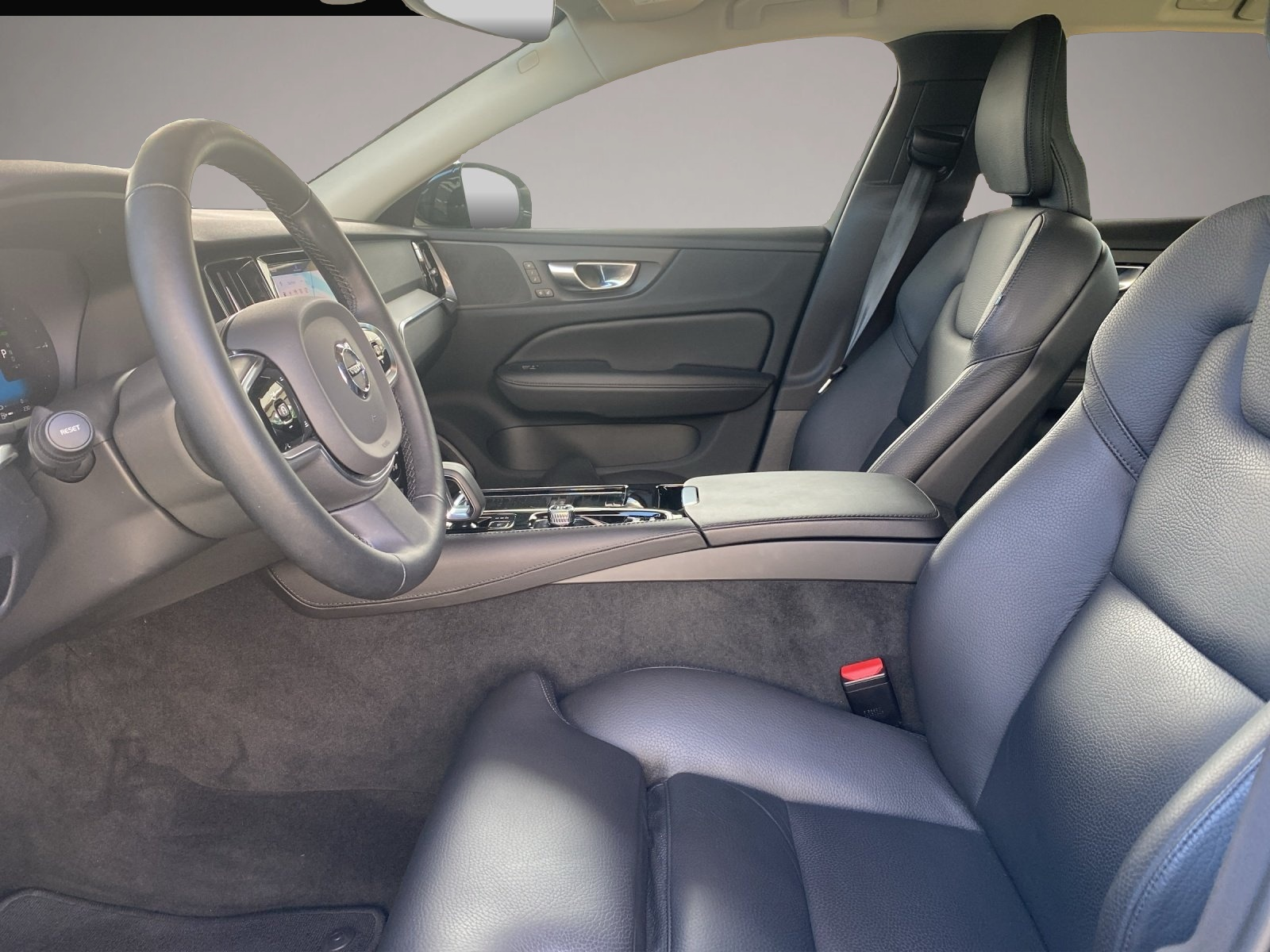 Fotografie 7 des Volvo V60 Kombi T8 Plus Dark Recharge WiPa*LED*Navi*DA