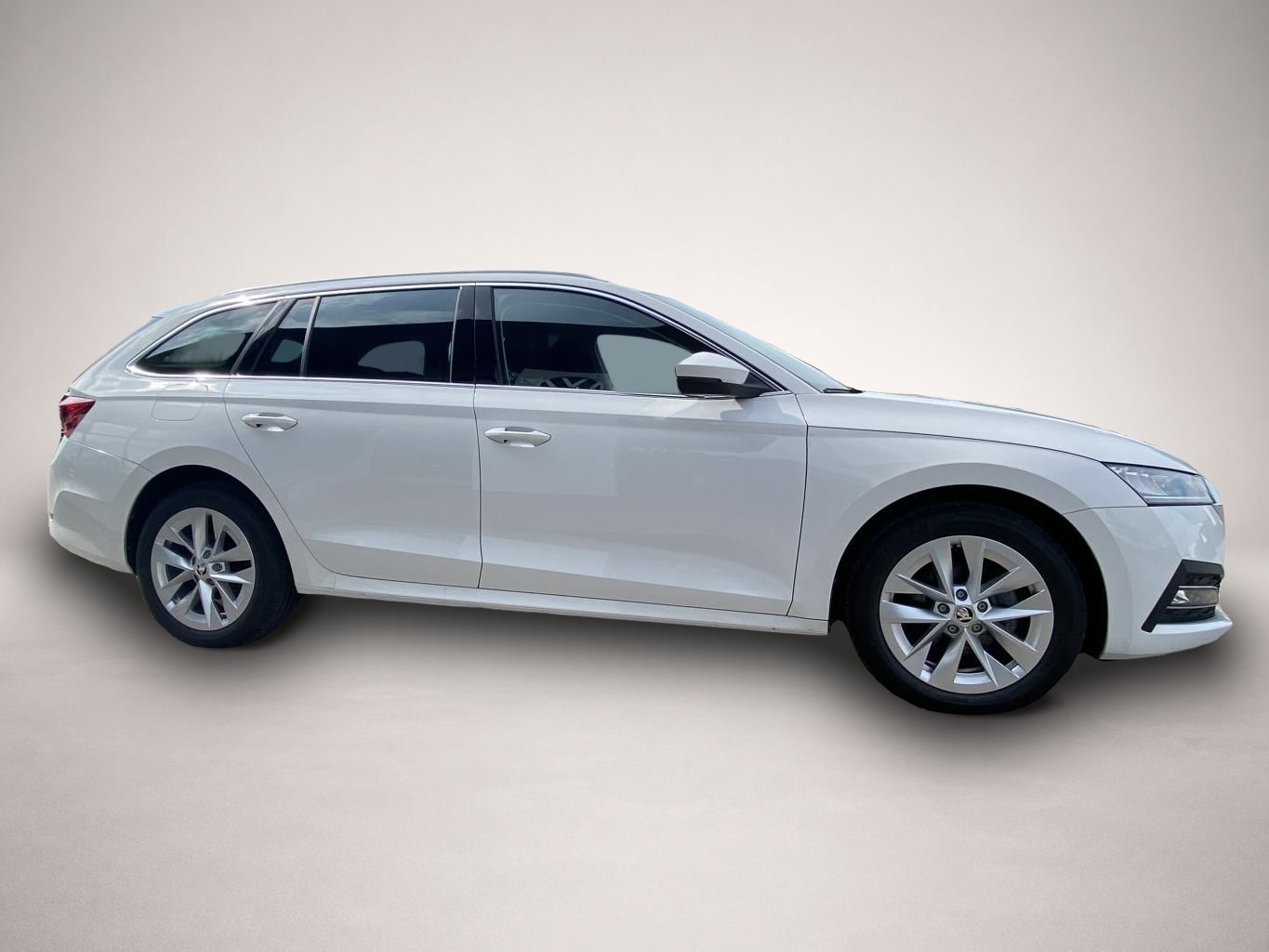 Fotografie 6 des Skoda Octavia Combi 2.0 TDI DSG Style AHK+HEAD-UP+SMAR